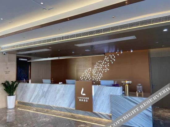 Ухань: Yu Feng Hotel (Wuhan Guanggu Three Roads Shop)