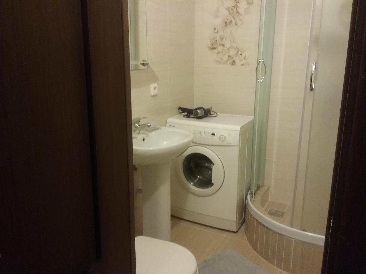 Сочи: Apartment Vorovskogo 49 у музея