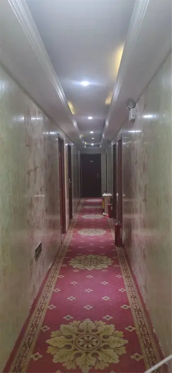 Чжэнчжоу: Zhengzhou City 911 express Hotel