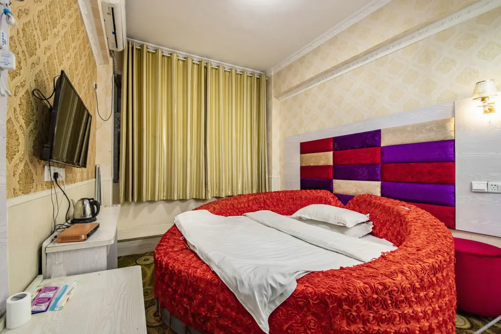 Чжэнчжоу: Zhengzhou City 911 express Hotel