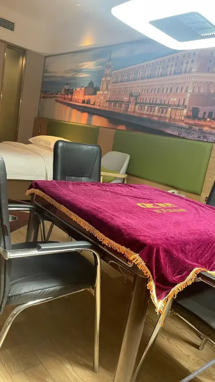 Чэнду: Vienna 3 Good Hotel (Chengdu Qingbai River Tonghua Avenue Store)