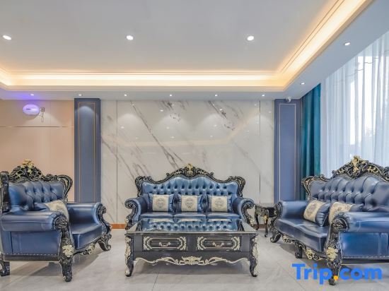 Цзинин: Vienna  Hotel (Liangshan Boxing Shop)