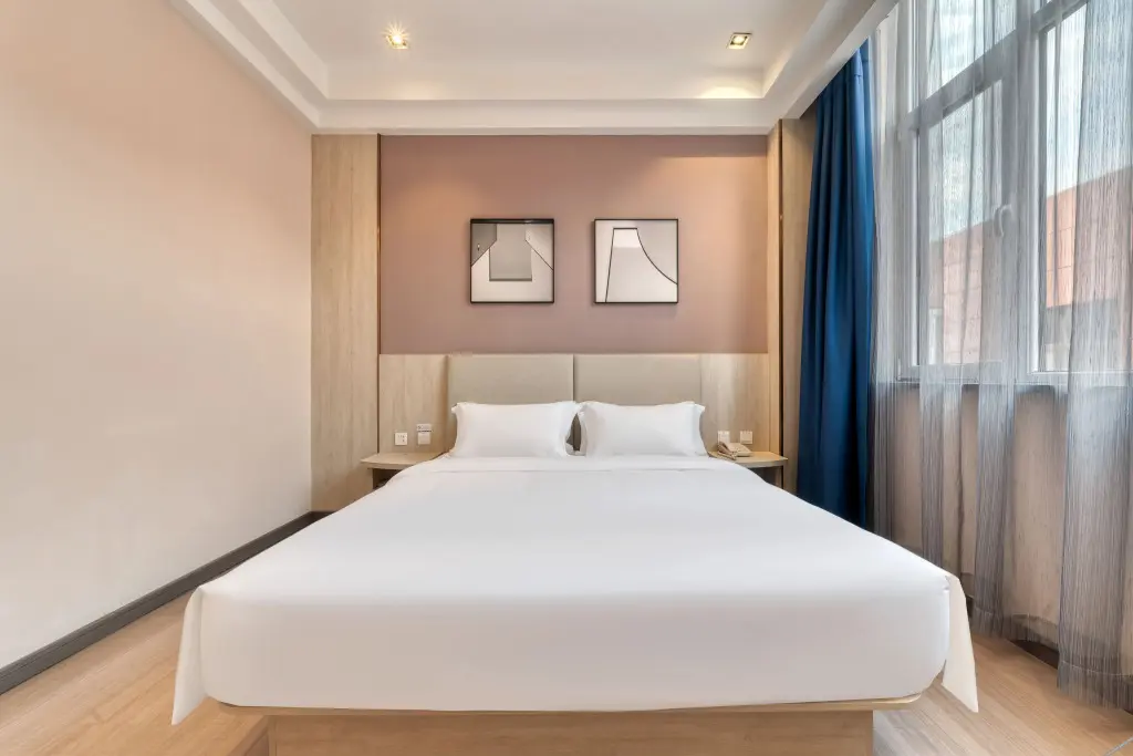 Лаиву: Grace Inn（Jinan Laiwu Changshao North Road Zhangjiawa Town Government）