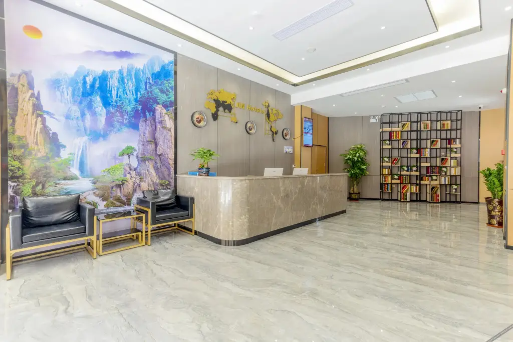 Гуанчжоу: Jinhong Hotel (Guangzhou Zhucun Subway Station)