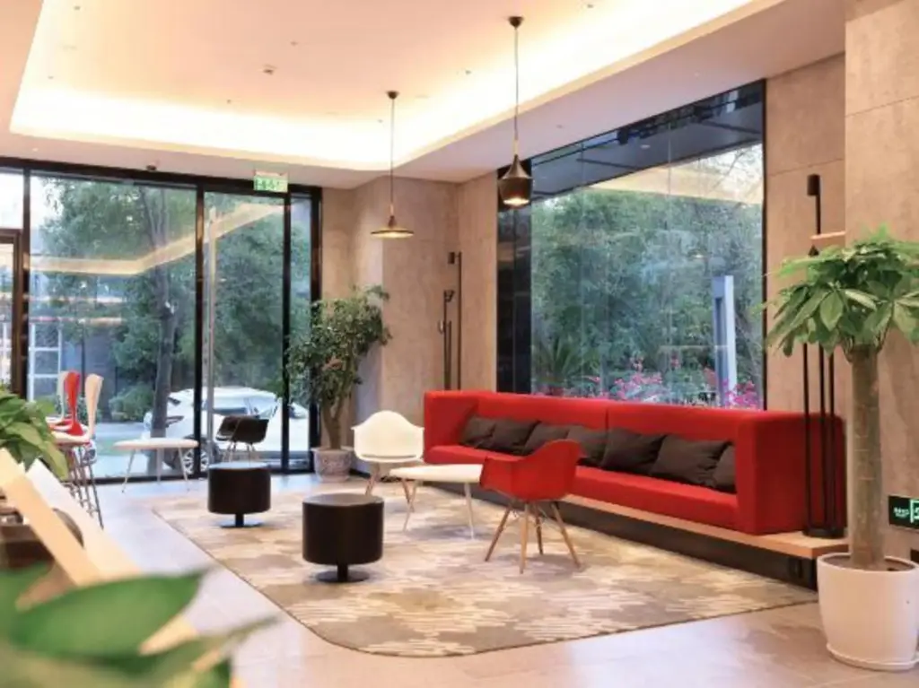 Шанхай: Ibis Hotel (Shanghai  International Resort xiupu Road）