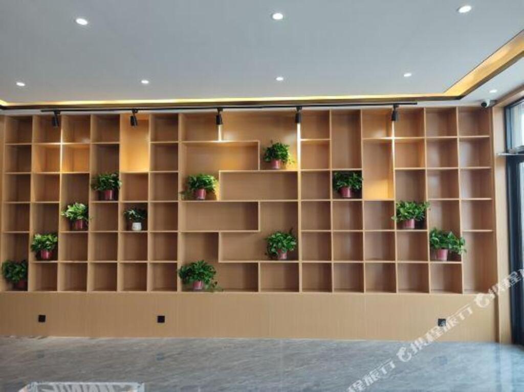 Шицзячжуан: Yiyi Chain Hotel (Xinle Academy of Fine Arts East Gate Branch)