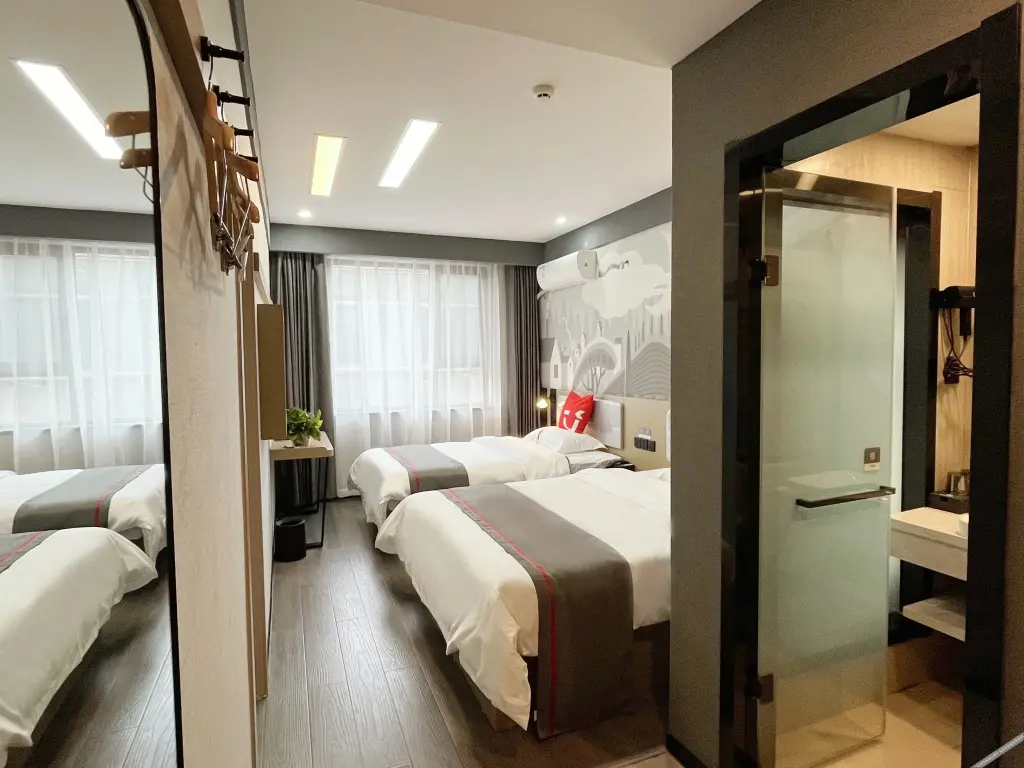 Цзиньчжун: Shangkeyou Hotel (Jinzhong Taigu Information College)