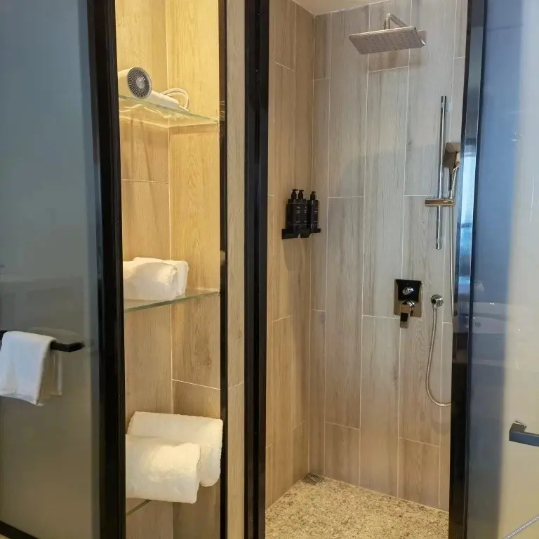 Хойчжоу: Ramada By Wyndham HuiZhou Double Moon Bay