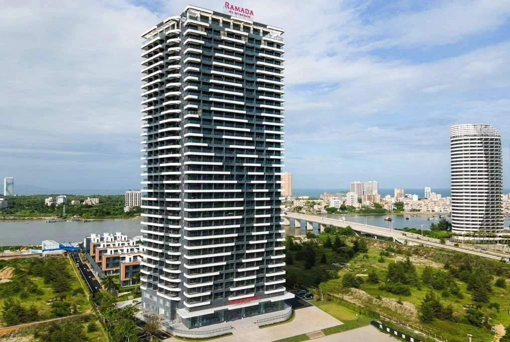Хойчжоу: Ramada By Wyndham HuiZhou Double Moon Bay