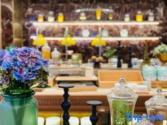 Сучжоу: Mercure Changshu Riverside Hotel
