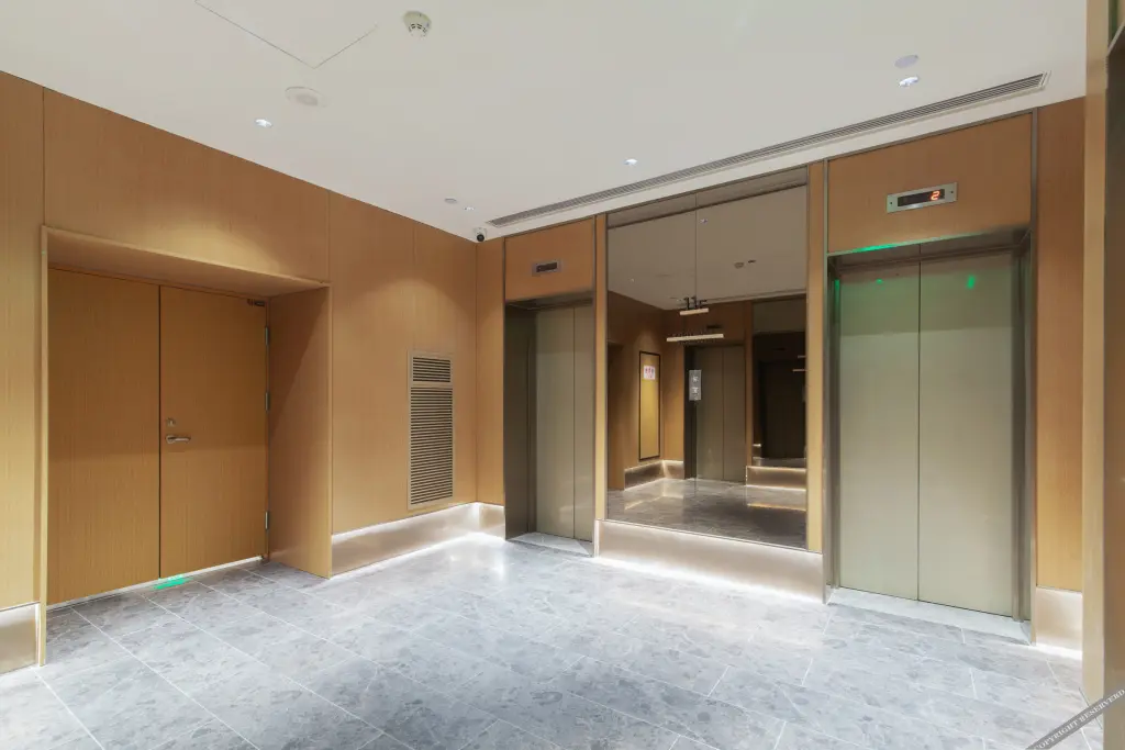 Нанкин: No. 482, Zhongshan East Road, Qinhuai District, Nanjing