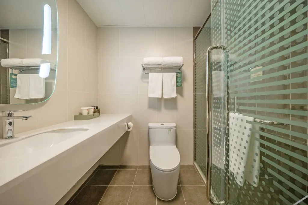 Цзиньчуань: ibis jinchang guofang plaza hotel