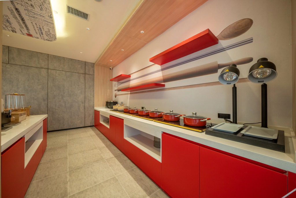 Цзиньчуань: ibis jinchang guofang plaza hotel