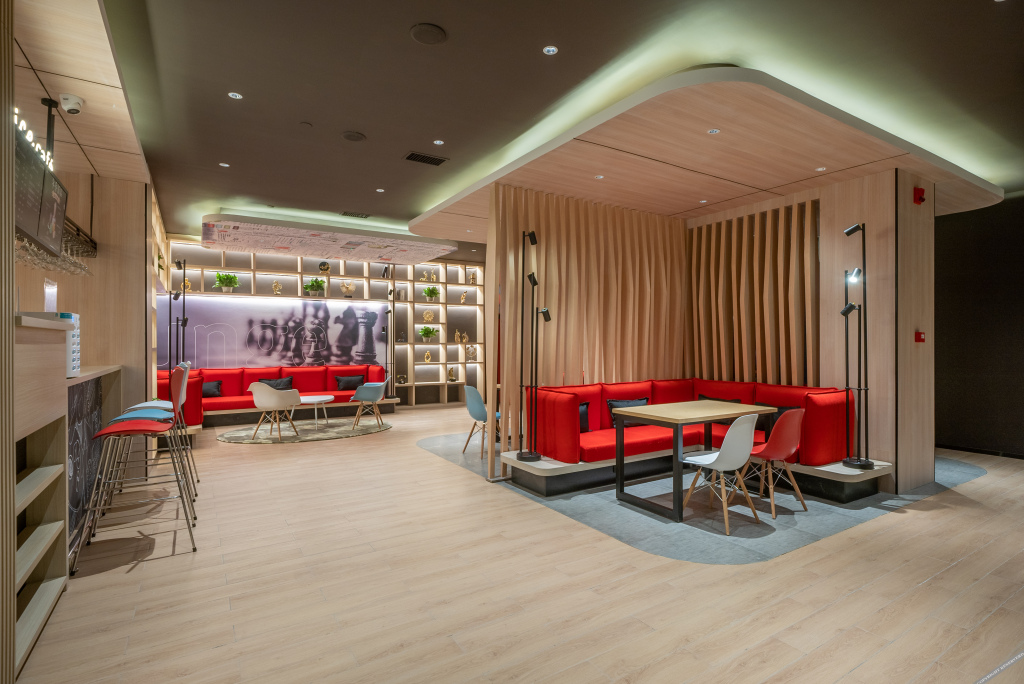 Цзиньчуань: ibis jinchang guofang plaza hotel