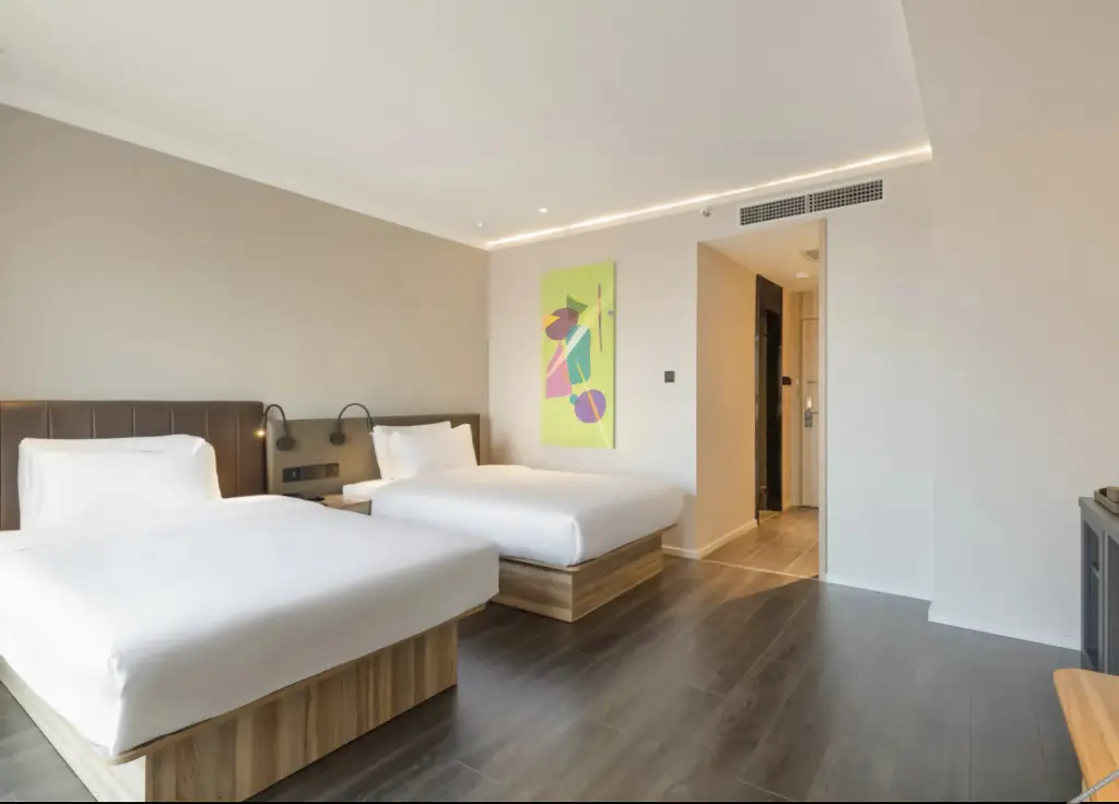 Циндао: Hanting Hotel Qingdao Development Zone Zhongtie World Expo City