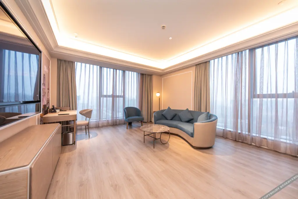 Синьян: Meiju Hotel Xinyang East Station