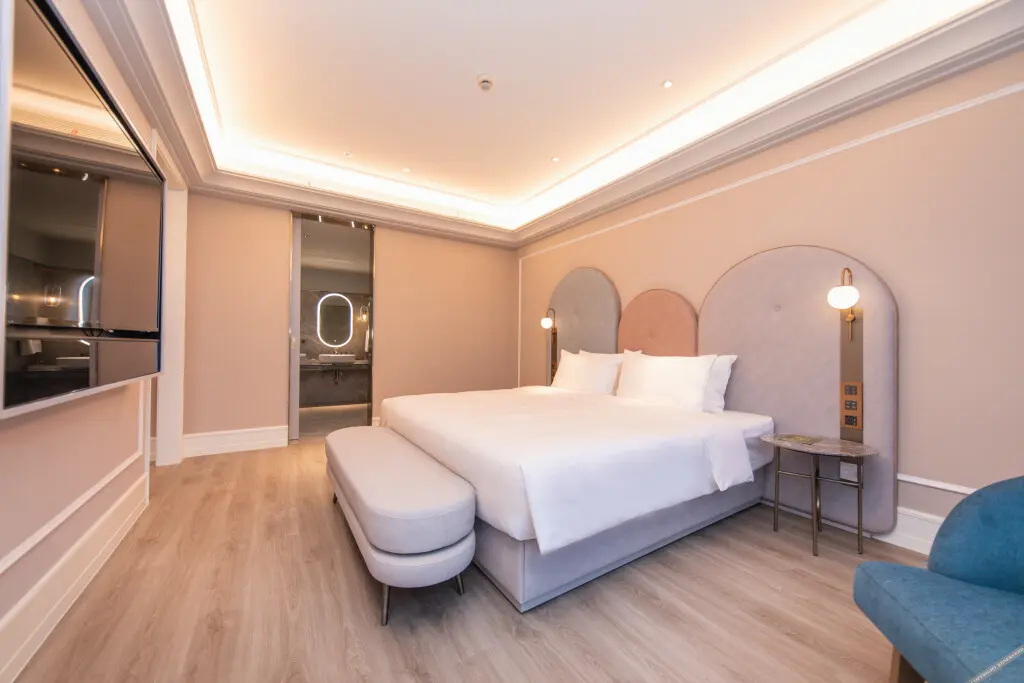 Синьян: Meiju Hotel Xinyang East Station
