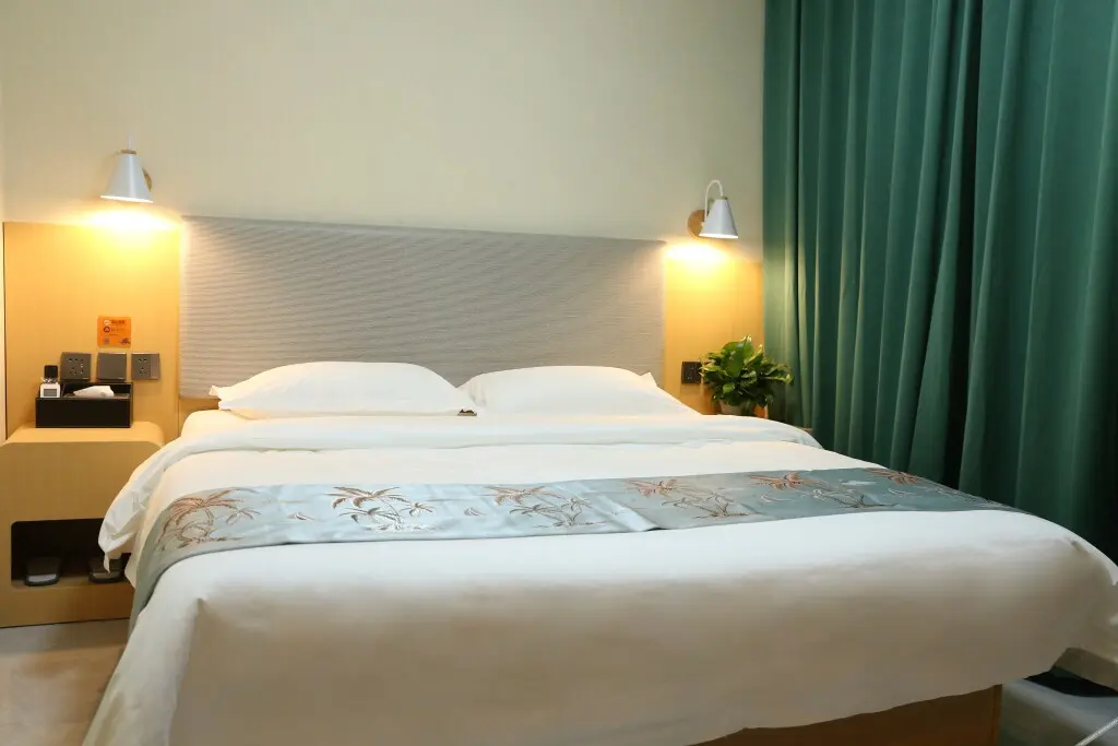 Тяньцзинь: Huayi Hotel (Tianjin Sino-Singapore Eco-City Store)