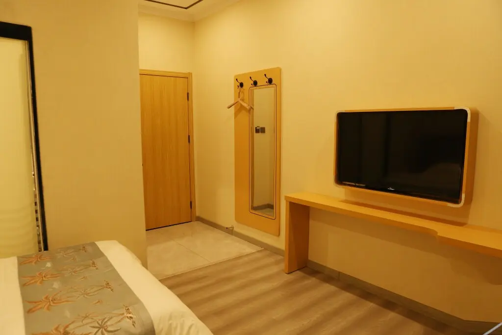 Тяньцзинь: Huayi Hotel (Tianjin Sino-Singapore Eco-City Store)