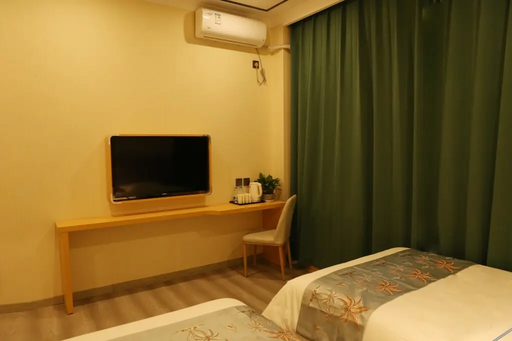 Тяньцзинь: Huayi Hotel (Tianjin Sino-Singapore Eco-City Store)