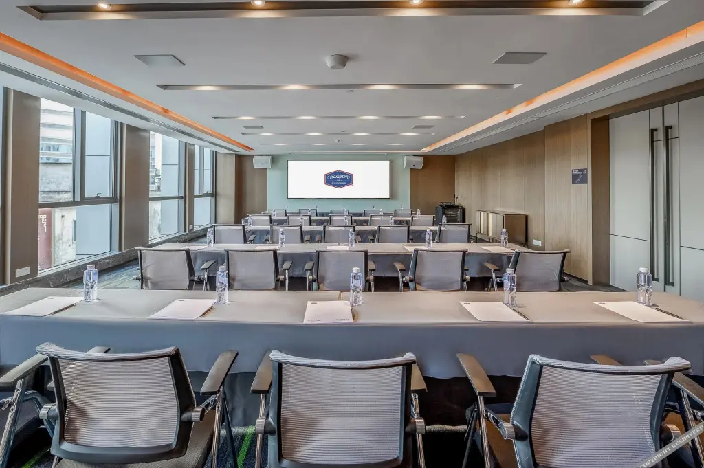 Дунгуань: Hampton by Hilton Dongguan Cntrl Square
