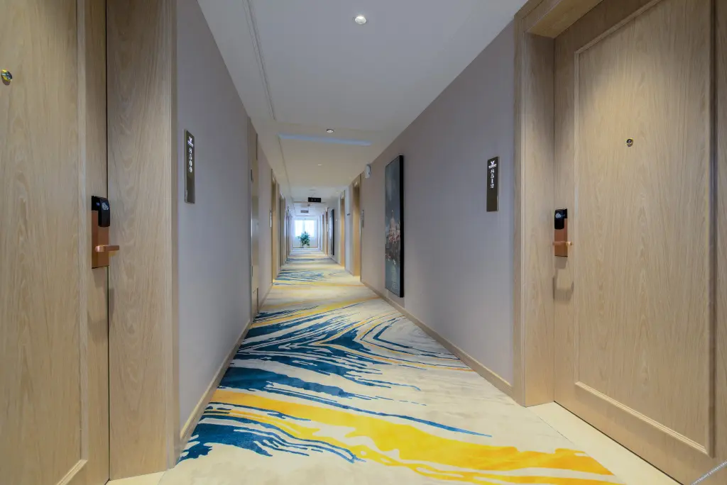 Чанша: Vienna International Hotel (Yanghu Wetland Subway Station IKEA Yuju Branch)