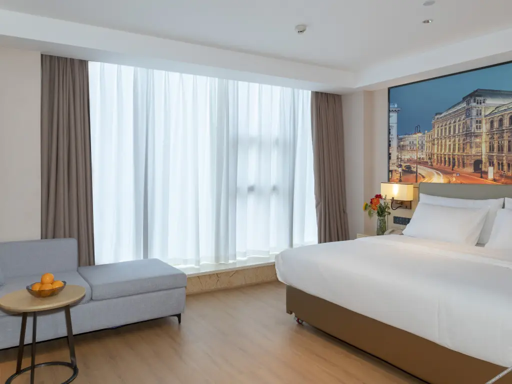 Чанша: Vienna International Hotel (Yanghu Wetland Subway Station IKEA Yuju Branch)