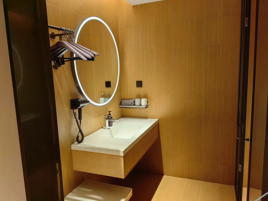 Чэнду: All Seasons Hotel (Chengdu Xinjin gongyeyuan Branch)