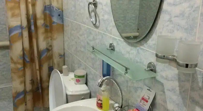 Благодарный: Отель Crystal Deluxe Hotel