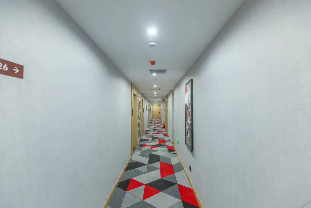 Сюйчжоу: Thank Inn (Suining High-speed Railway Station Wanda Plaza)