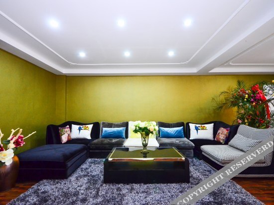 Сюйчжоу: Thank You Express Hotel (Xuzhou Suning Square Metro Station)