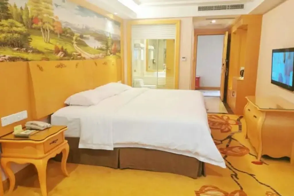 Шэньчжэнь: Vienna Hotel Shenzhen Fuyong Fenghuangshan