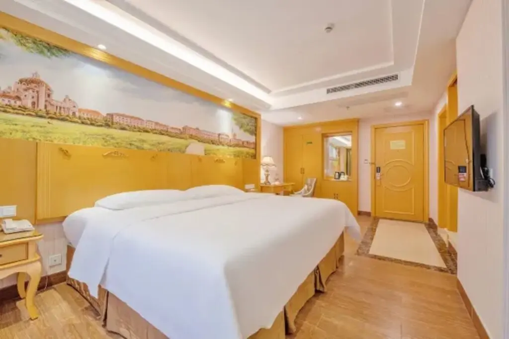 Шэньчжэнь: Vienna Hotel Shenzhen Fuyong Fenghuangshan