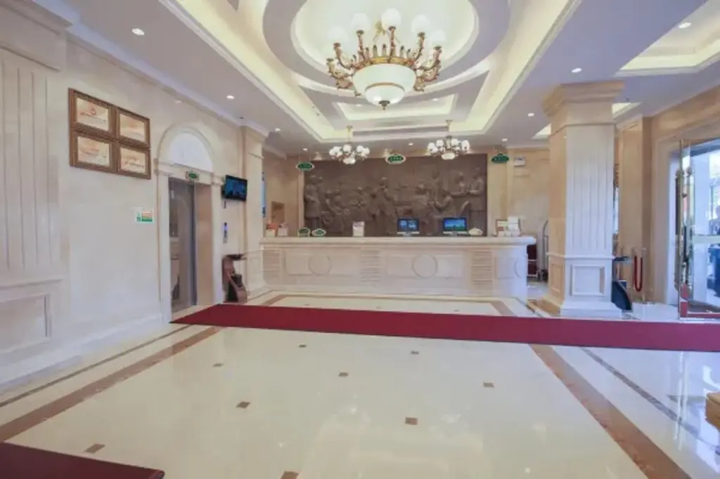 Шэньчжэнь: Vienna Hotel Shenzhen Fuyong Fenghuangshan