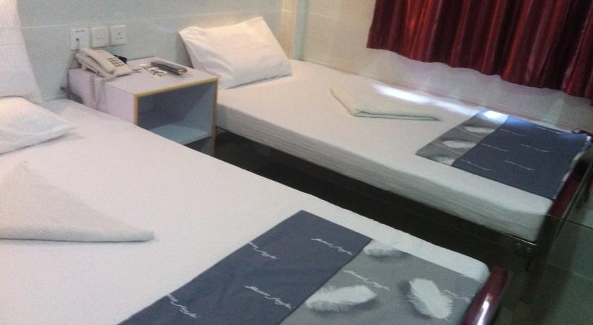 Гонконг: Cosmos Guest House (4/F)