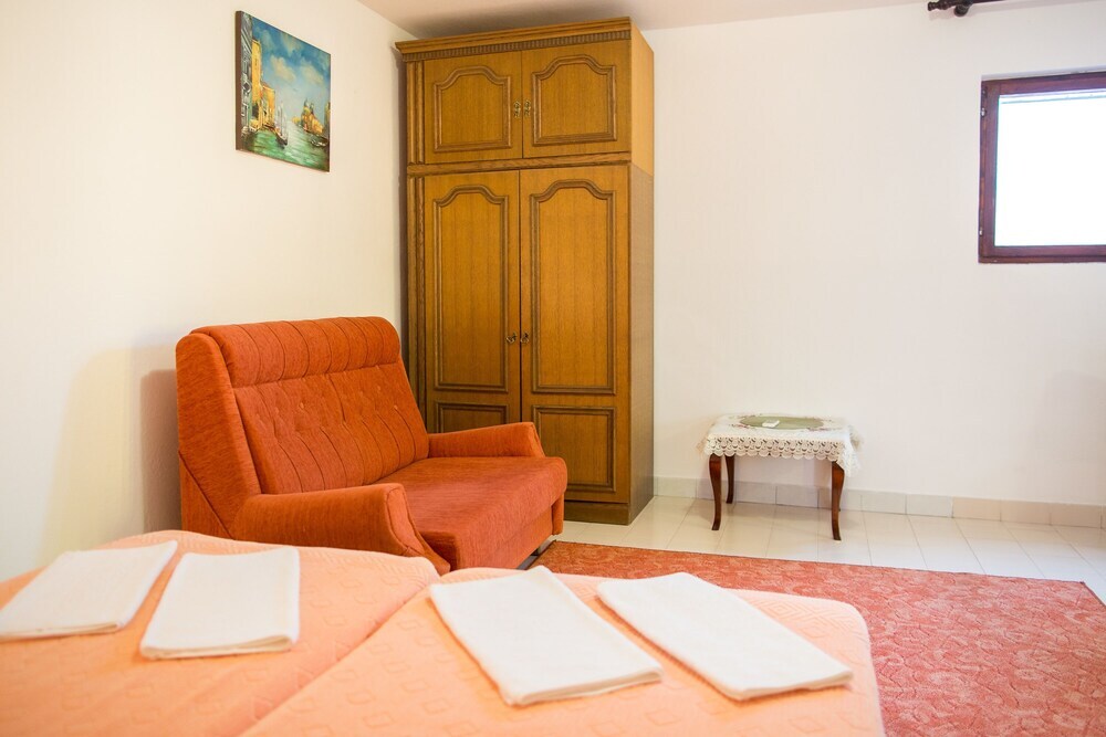 Будва: Budva Apartments