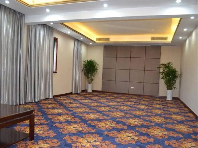 Гуйлинь: Vienna Hotels (Guilin Qixing Road Shop)