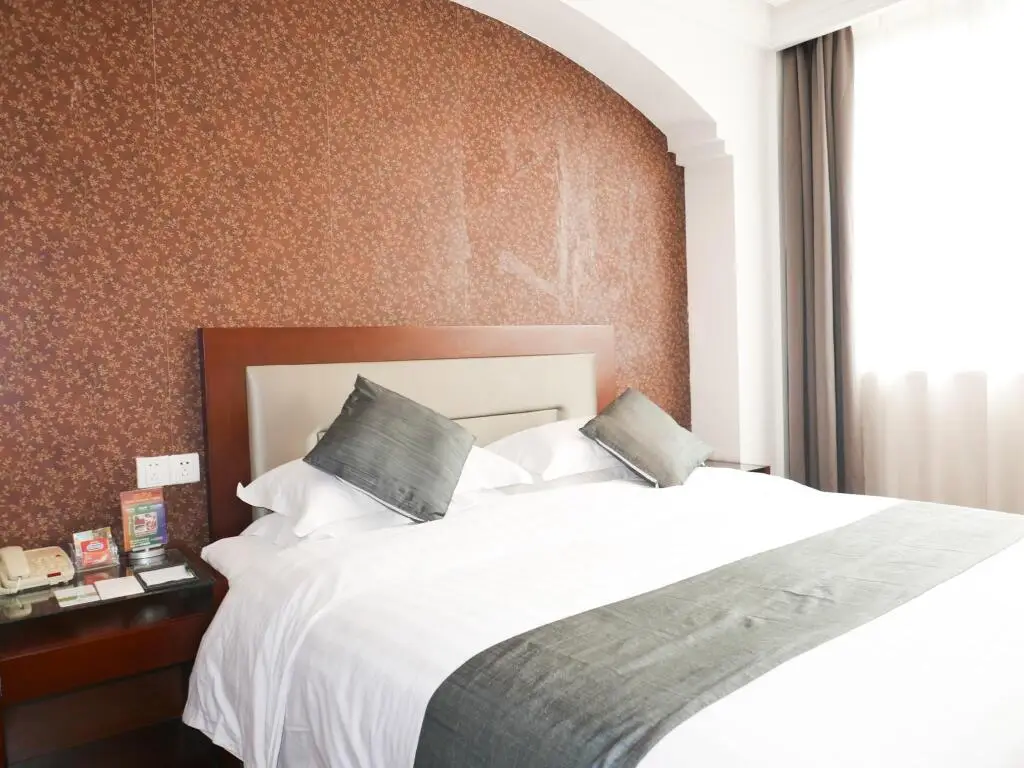 Шанхай: New Century Manju Hotel Shanghai Railway Station
