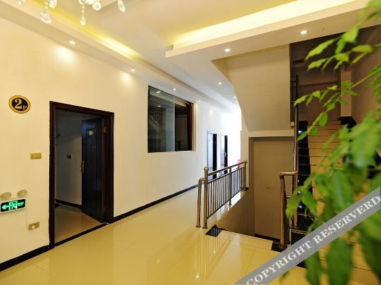 Аньшунь: Huangguoshu Sunflower Hotel
