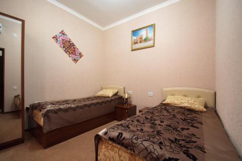 Бухара: Hotel Varakhsha