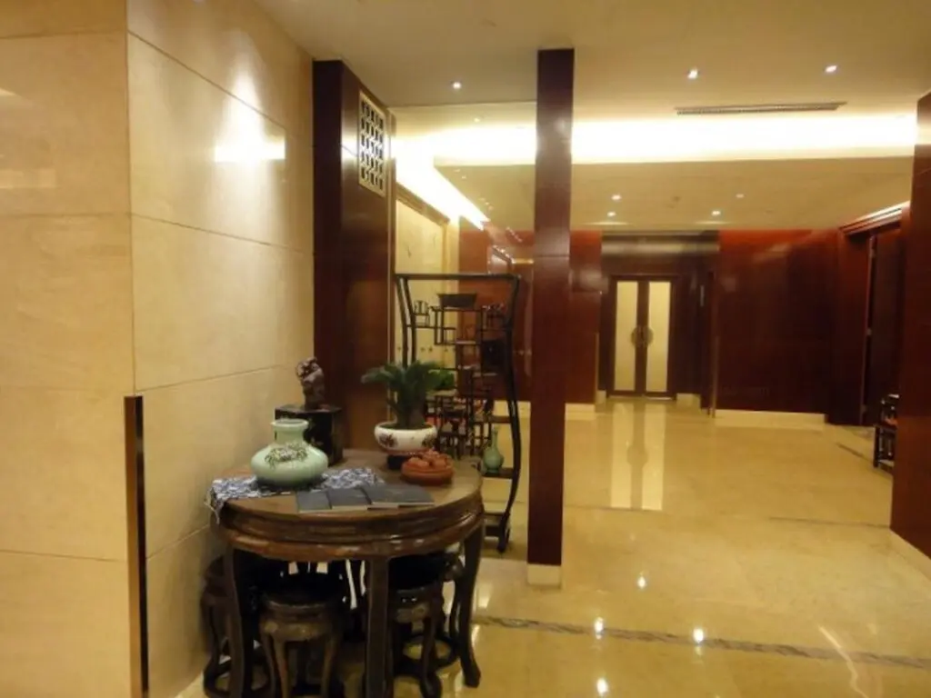 Уси: Yixing Hotel