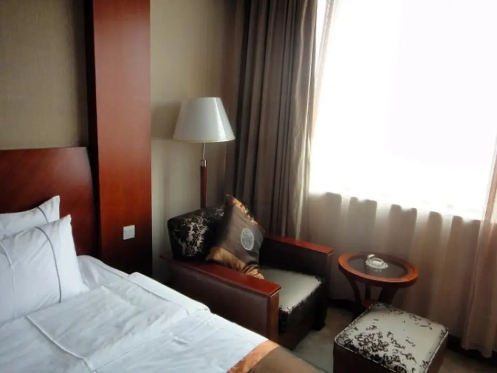 Уси: Yixing Hotel