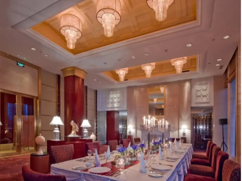 Уси: Yixing Hotel