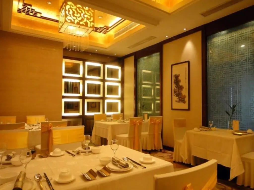 Уси: Yixing Hotel