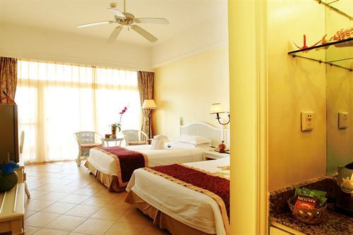 Санья: Sanya Candy Sea View Holiday Apartment