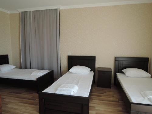 Кварели: Shaloshvili's Cellar Hotel