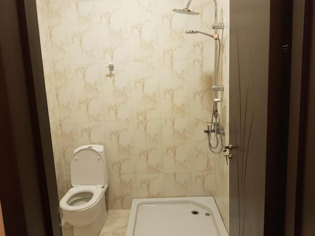 Батуми: 8 Loria St