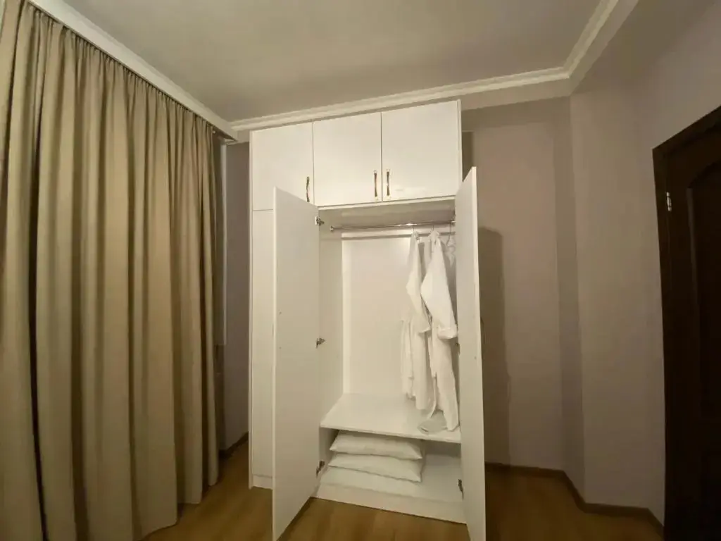Тбилиси: Guest House Four Seasons