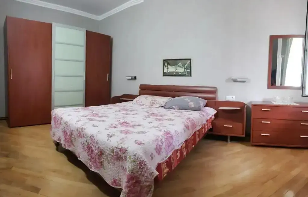 Тбилиси: Enigma house