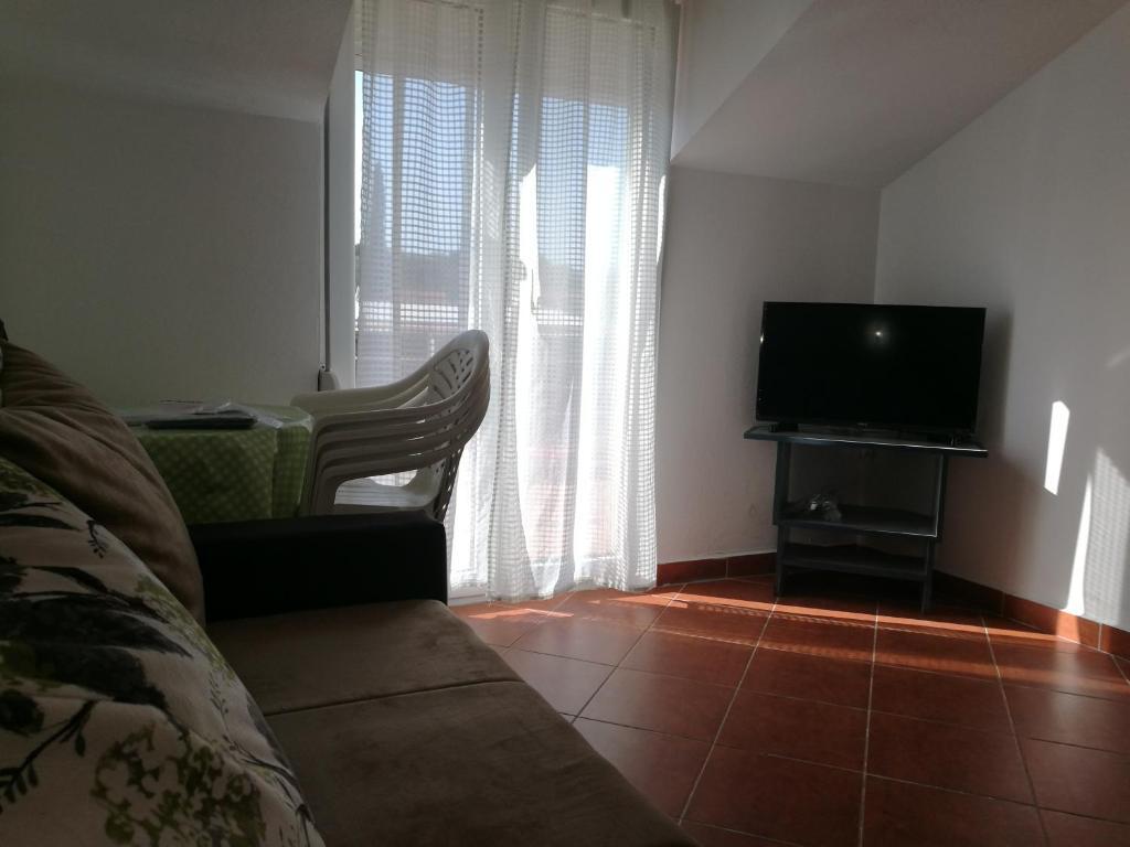 Радовичи: Apartmani Zecevic